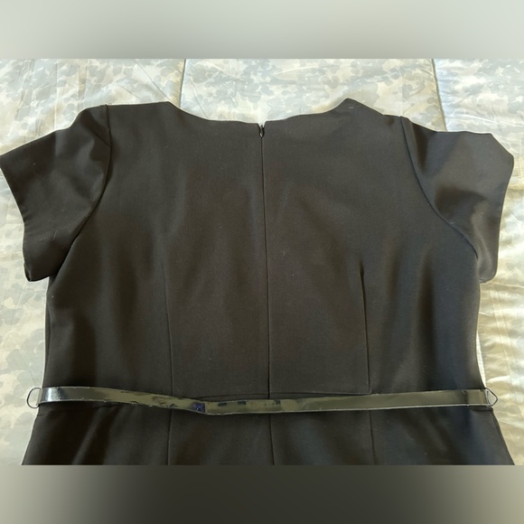 SHELBY AND PALMER Black dress, size 14 - Picture 8 of 11